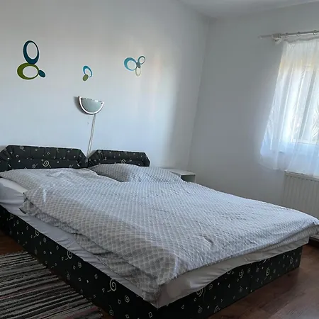 Gyoergyi Haus Pensjonat 3*