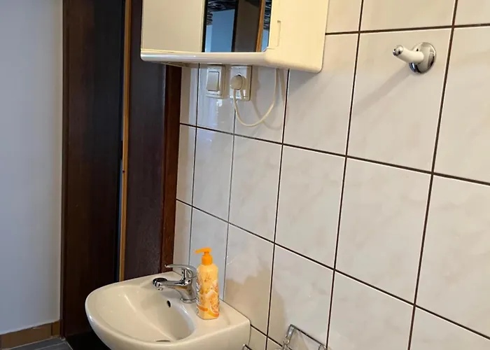 Gyoergyi Haus 3*