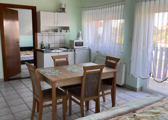 Casa de hóspedes Gyoergyi Haus