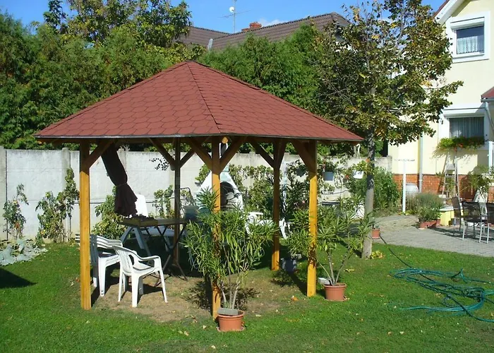 Gyoergyi Haus Casa de hóspedes 3*